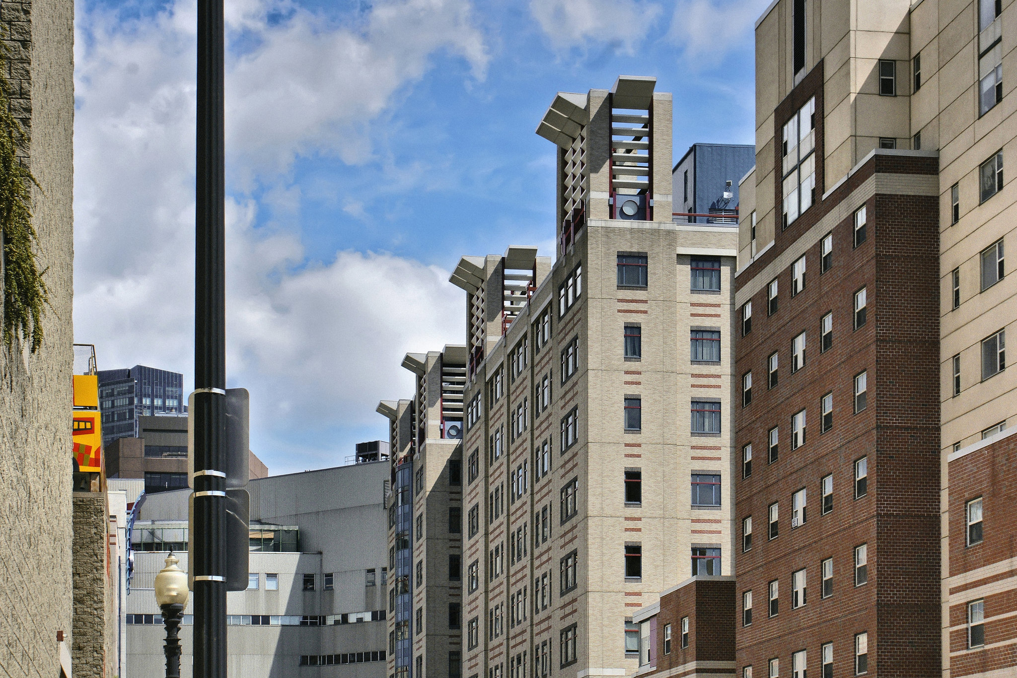 Tufts Medical Center – Washington Street, Boston, Massachusetts