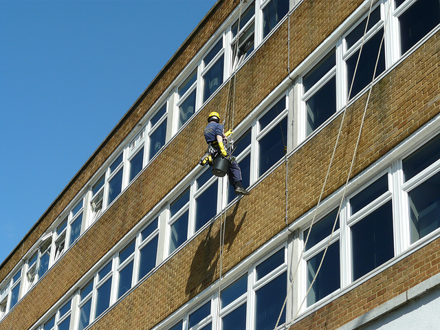 MI5 or Window Washer