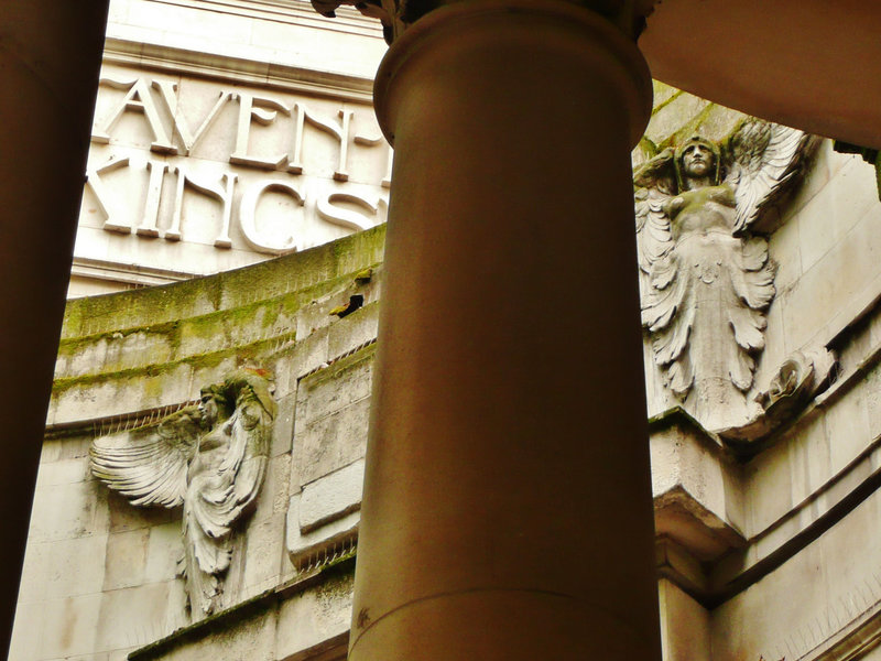 holy trinity , kingsway, london