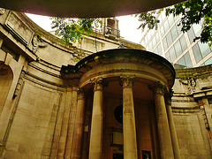 holy trinity , kingsway, london