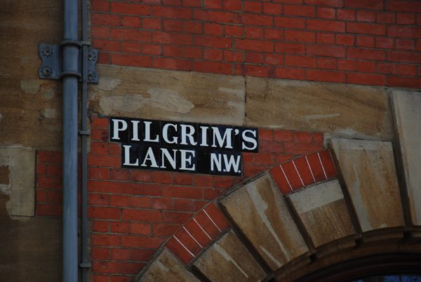 Pilgrim's Lane NW