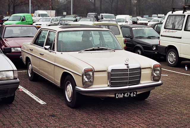1971 Mercedes-Benz 200 D