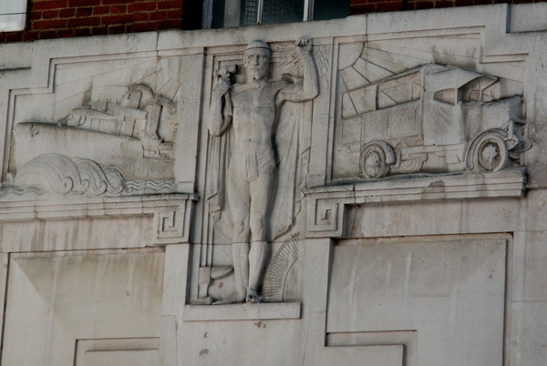 Deco relief