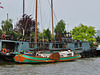 thames barge gardens