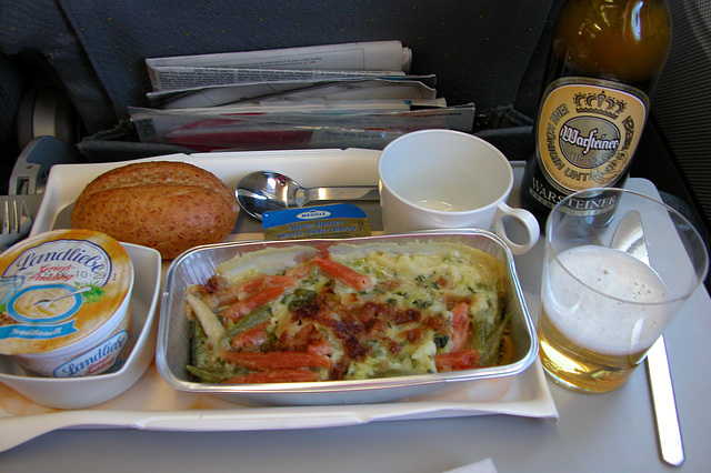 Meals on a plane: second meal, more noodles