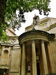 holy trinity , kingsway, london