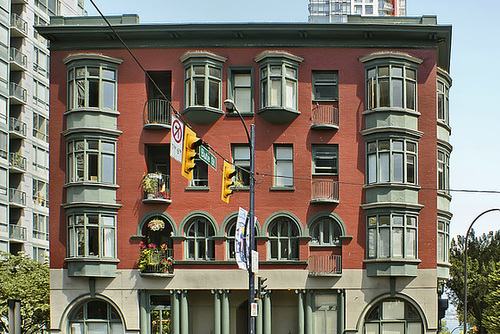The Banff Apartments – 1201 West Georgia Street, Vancouver, British Columbia