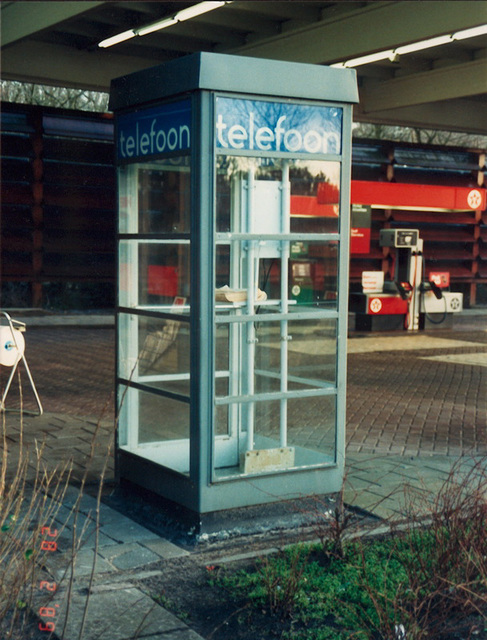 1930s Dutch telephone booth