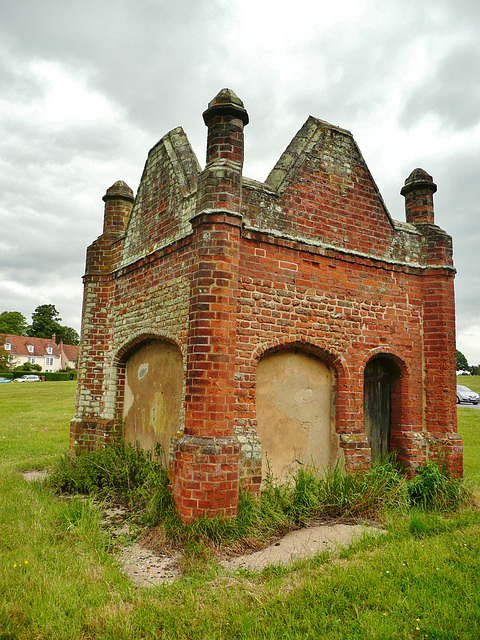 conduit, long melford