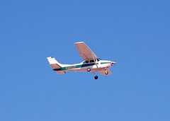 Department of Homeland Security Cessna 182