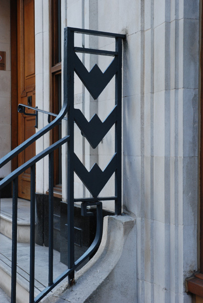 Entrance railings