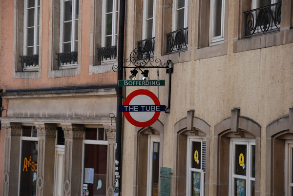 Luxembourg tube