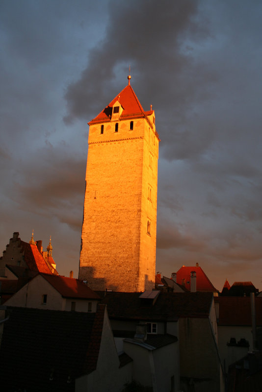 "goldener turm" golden tower