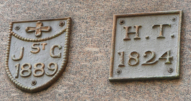 ward plaques and boundary markers, london