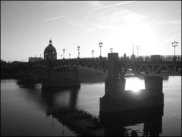 Vue sur le pont Saint Pierre