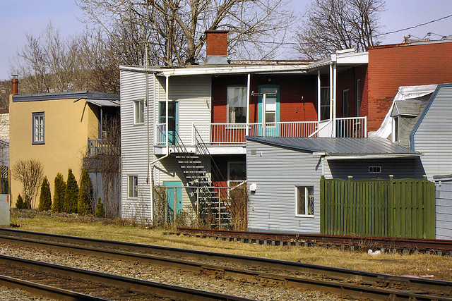 The Other Side of the Tracks – Saint-Henri, Montréal, Québec