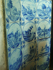 rainham hall tiles