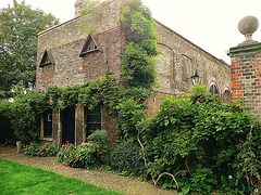 rainham hall, stables