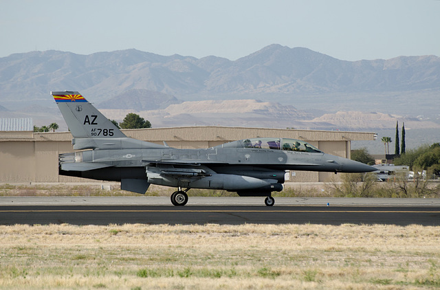 General Dynamics F-16D 90-0785