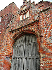 roper gateway, canterbury