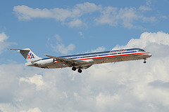 American Airlines McDonnell Douglas MD-80 N487AA