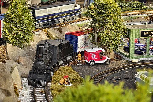 Never a Dud – Garden Railway, Brookside Gardens