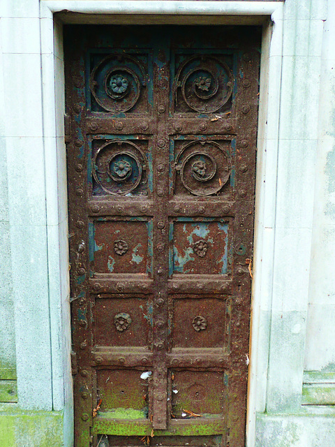 brompton cemetery, earls court,  london,benjamin golding mausoleum of 1863; he founded charing cross hospital