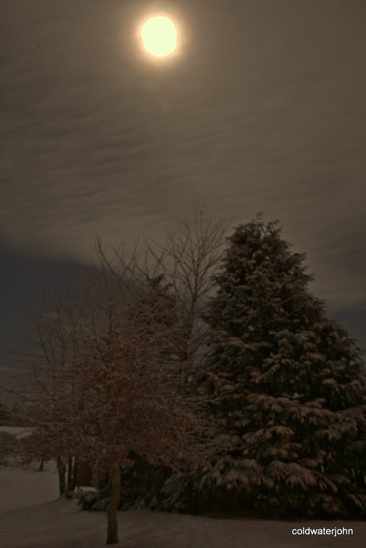 Night images series: Moonshadow