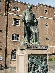 robert milligan statue, west india dock, london