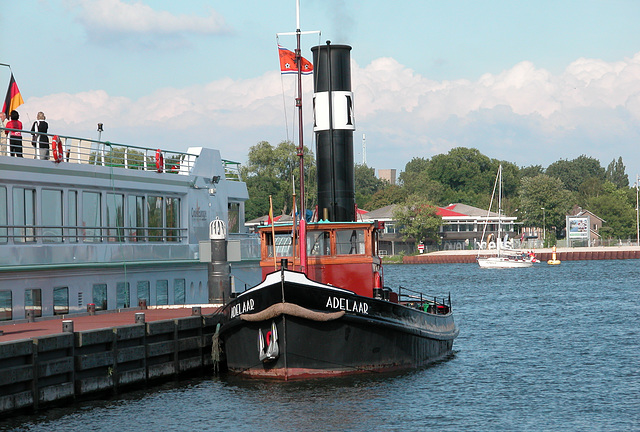 A trip with the steam tug Adelaar: Laying in the harbour of Amsterdam after the trip