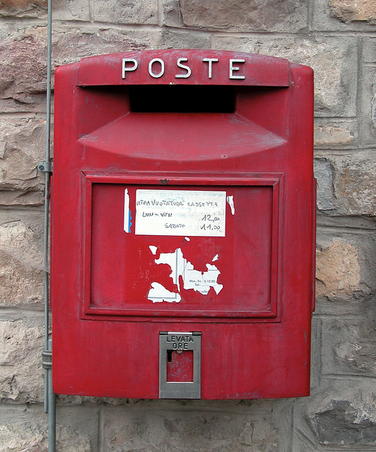 Holiday day 4: Italian post box