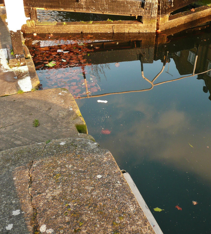 hertford union canal, bow, london