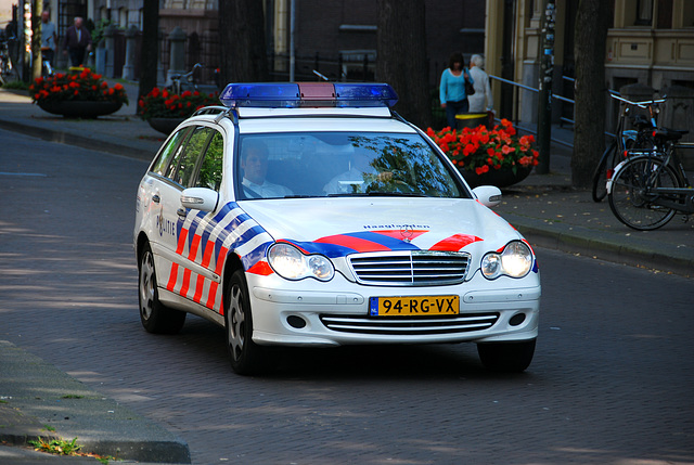 Some car spots: Police Mercedes of The Hague