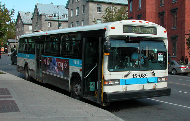 Canadian images: Montreal bus