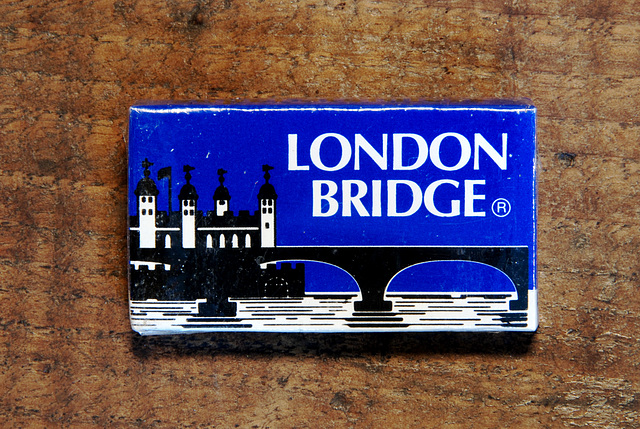 Razor blades: London Bridge