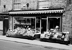 Farnham Greengrocers Shop IID 50 Skopar