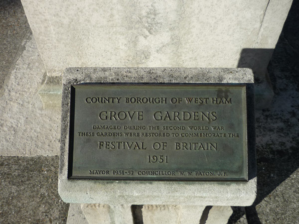Grove Gardens plaque