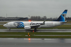 SU-GDX Boeing 737-866 Egyptair