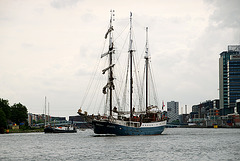 A trip with steam tug Adelaar: sailing ship Atlantis