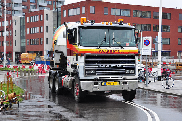 Rare 1992 Mack MH 613 truck in Leiden