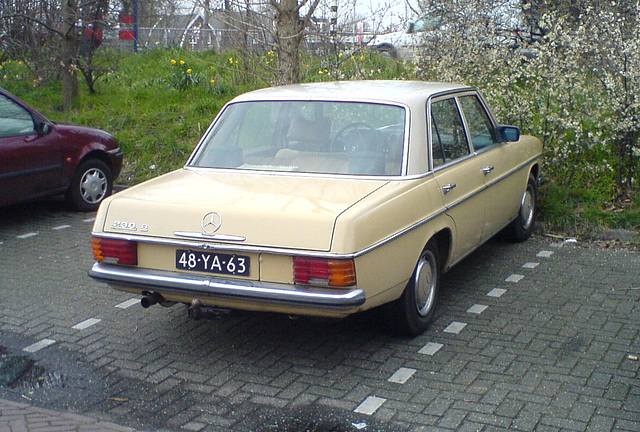 1973 Mercedes-Benz 230.6