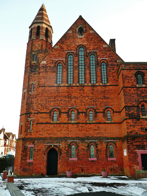 st.andrew's church folkestone