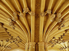 lincoln's inn chapel, london