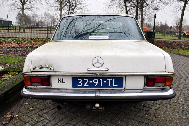 1972 Mercedes-Benz 220 D