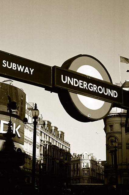 London Underground Picadilly