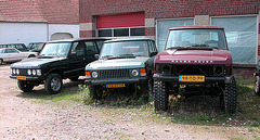 Holiday day one: Range Rovers at a garage