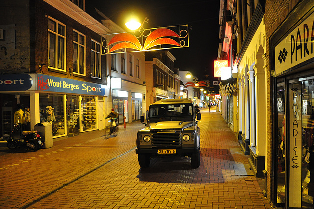 2008 Land Rover Defender 90 in the Haarlemmerstraat