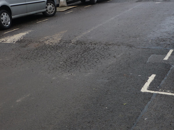 Bickerton Rd pothole