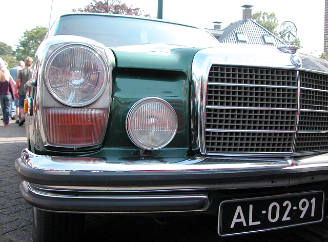 Oldtimer Day Ruinerwold: 1971 Mercedes-Benz 250 C