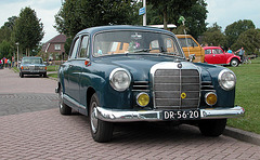 Oldtimer Day Ruinerwold: 1961 Mercedes-Benz 190 D